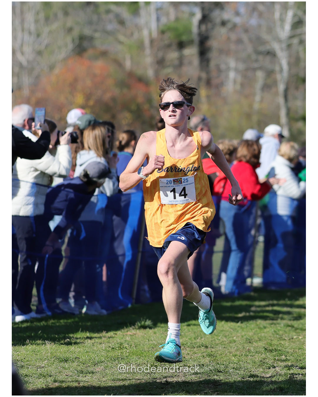 Calvin Mentzer, Barrington High School, P196, 18:59.85 - New England Cross Country State Championship - Thetford Vt - November 8, 2025 File: ./dir-2-Boys-Championship/251108-2025-New England-Cross-Country-Championships-Thetford-VT-716-296A2156.jpg Calvin Mentzer, Barrington High School, P196, 18:59.85 - New England Cross Country State Championship - Thetford Vt - November 8, 2025 – 20…